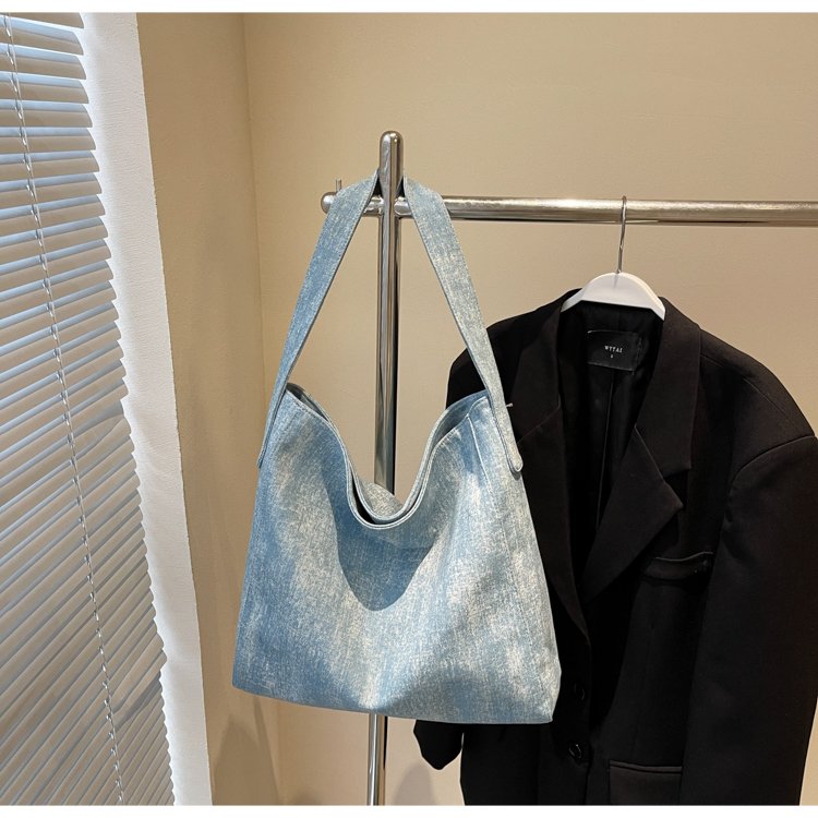 Women's PU Leather Soft Hobo Shoulder Bag detail 12