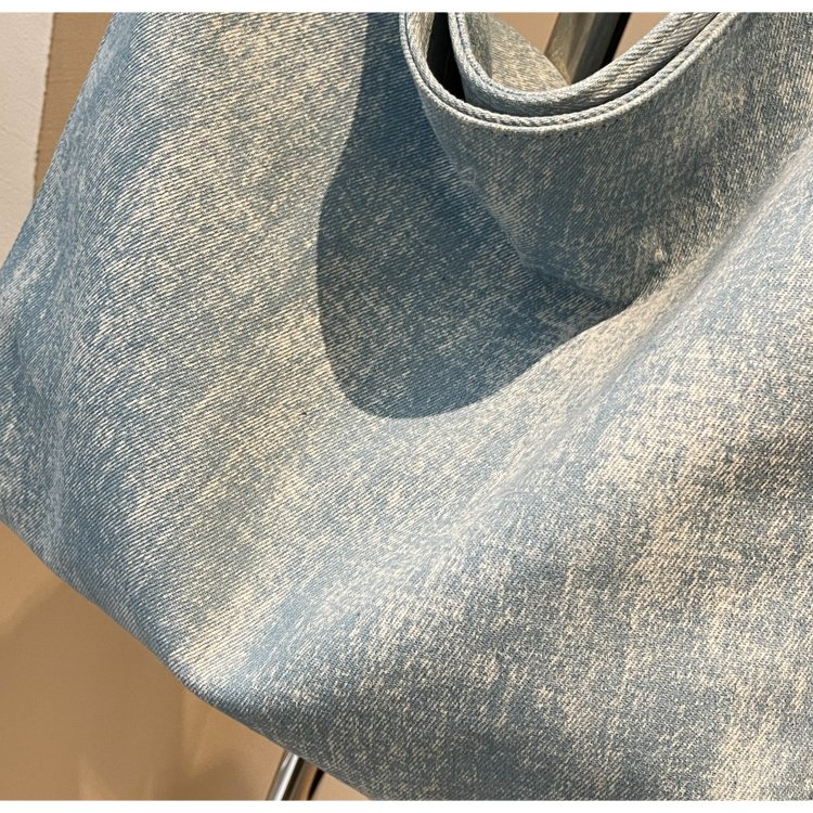 Women's PU Leather Soft Hobo Shoulder Bag detail 16