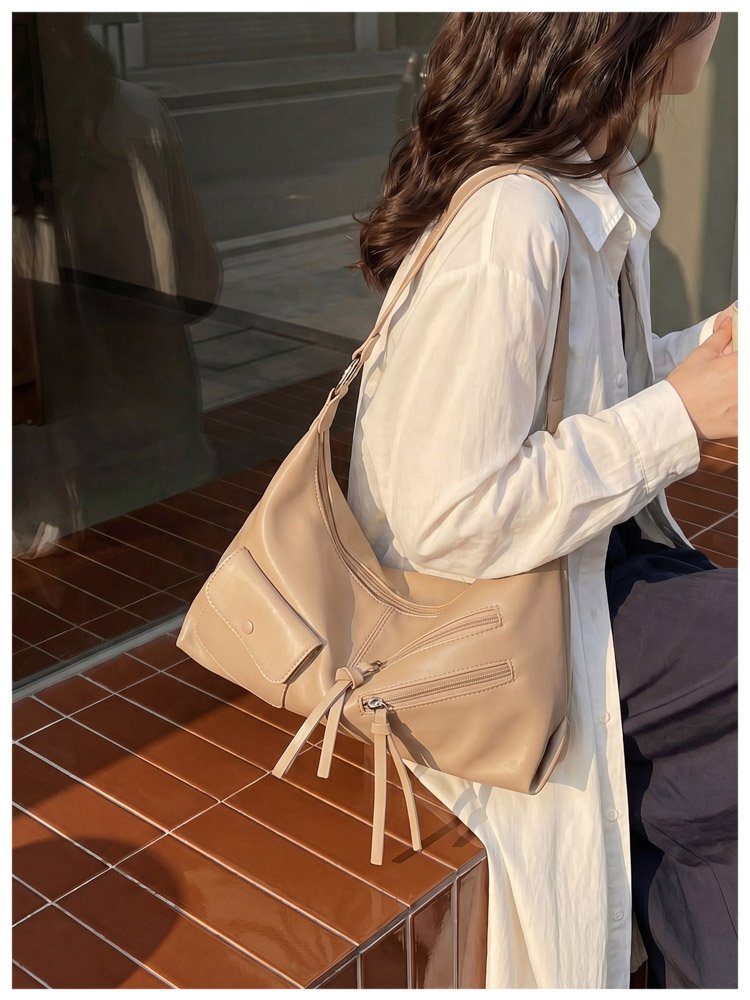 Women's PU Leather Soft Metallic Look Hobo Shoulder Bag detail 19