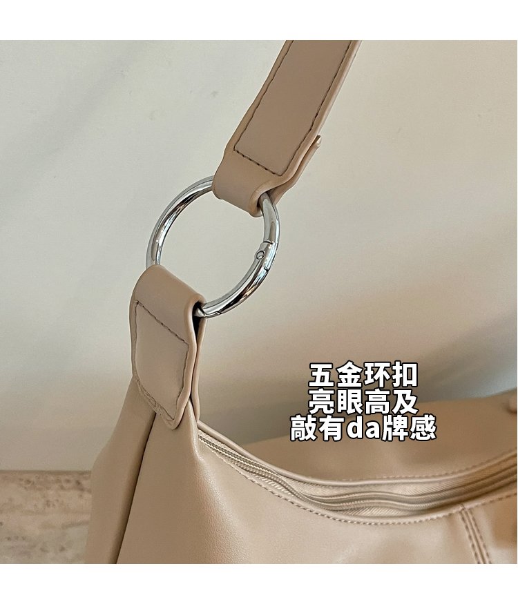 Women's PU Leather Soft Metallic Look Hobo Shoulder Bag detail 6