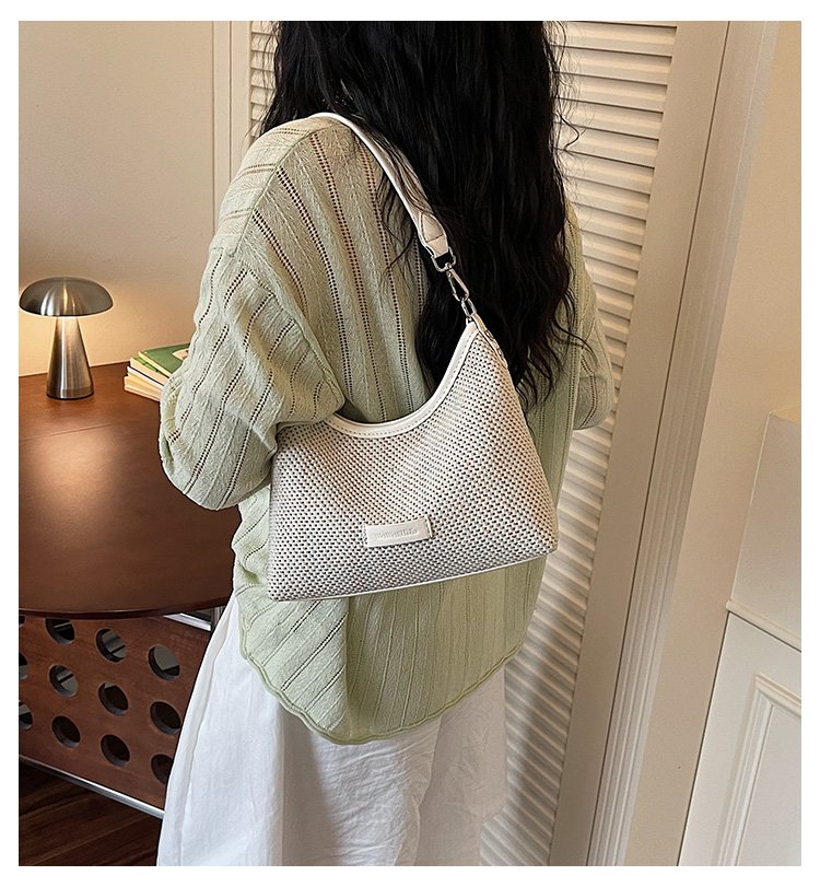 Women's Soft Shoulder Bag detail 1