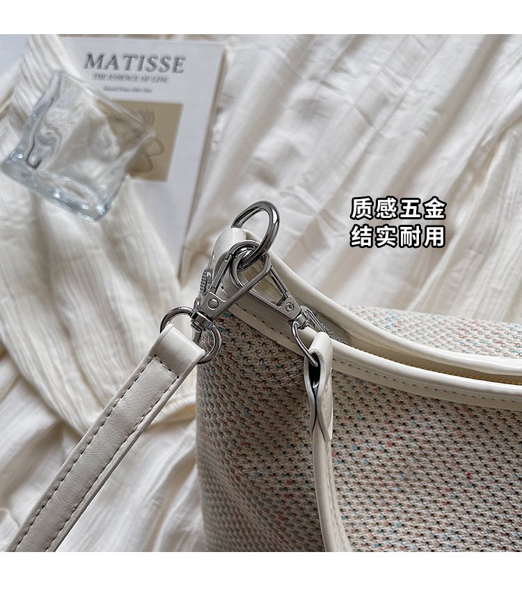 Women's Soft Shoulder Bag detail 4