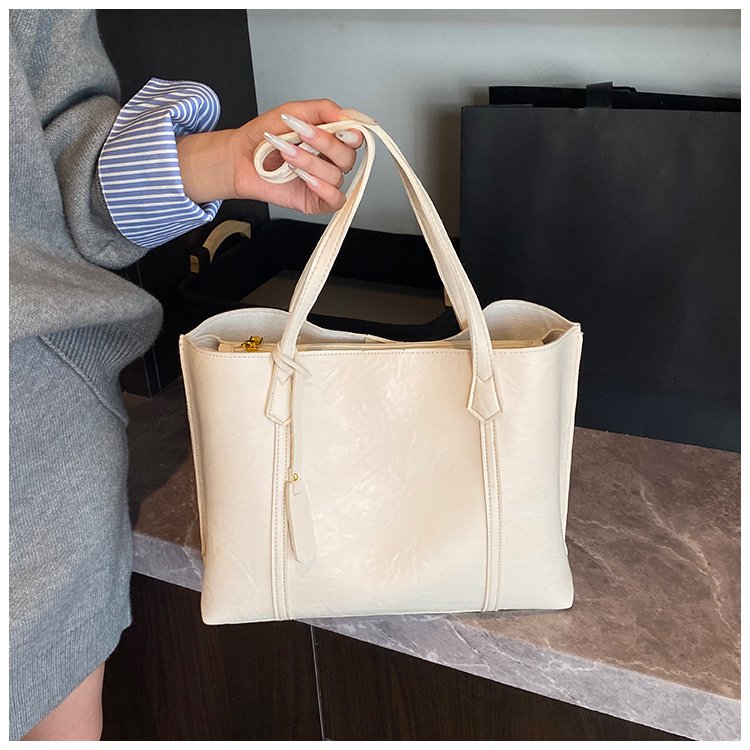 Women's PU Leather Soft Tote Bag detail 13