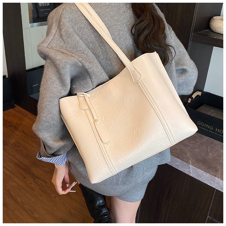 Women's PU Leather Soft Tote Bag detail 23