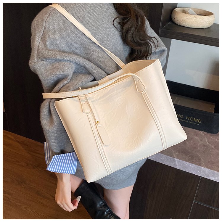 Women's PU Leather Soft Tote Bag detail 30
