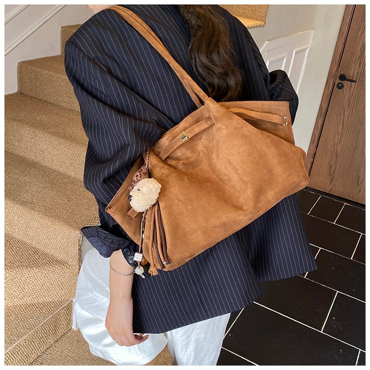 Women's Soft Tote Bag detail 24