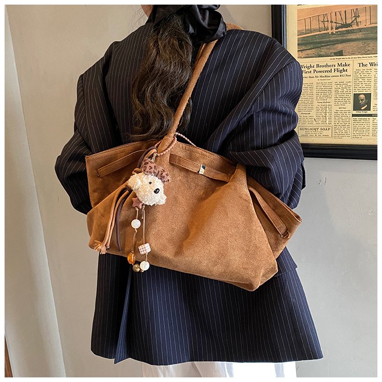 Women's Soft Tote Bag detail 25