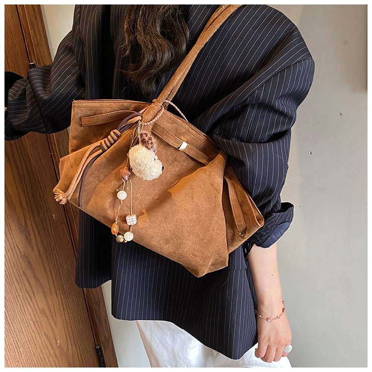 Women's Soft Tote Bag detail 29