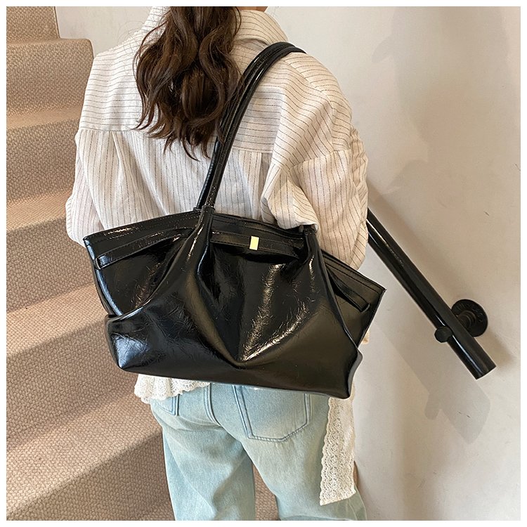 Women's PU Leather Soft Tote Bag detail 21