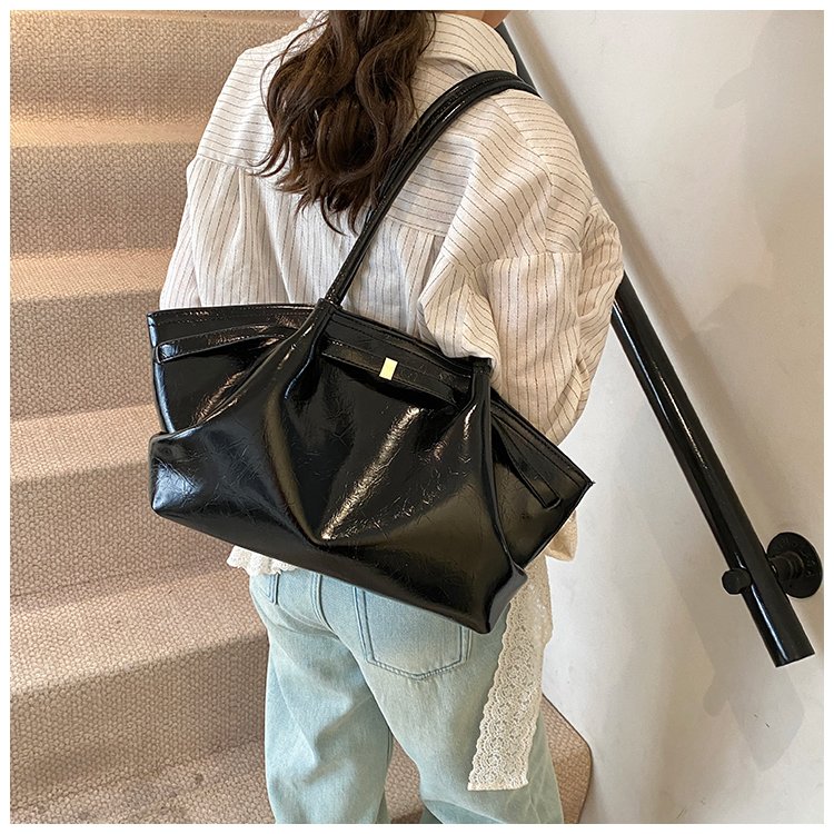 Women's PU Leather Soft Tote Bag detail 23
