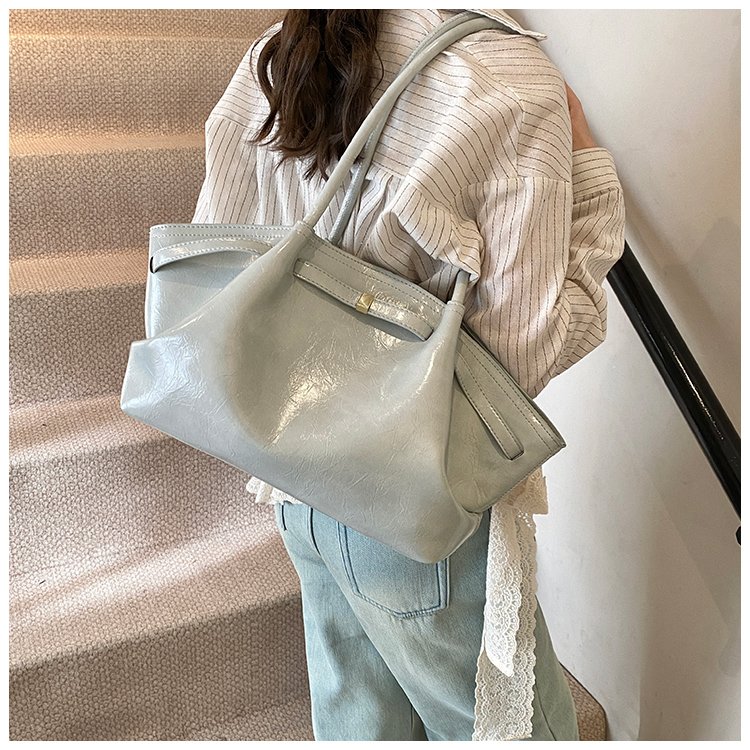 Women's PU Leather Soft Tote Bag detail 39