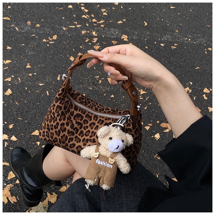 Women's Statement Leopard Print Structured PU Leather Shoulder Bag detail 29