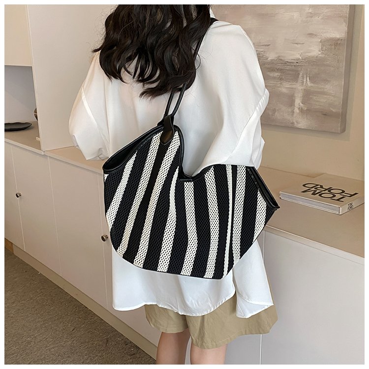 Women's PU Leather Striped Crescent Shoulder Bag detail 13