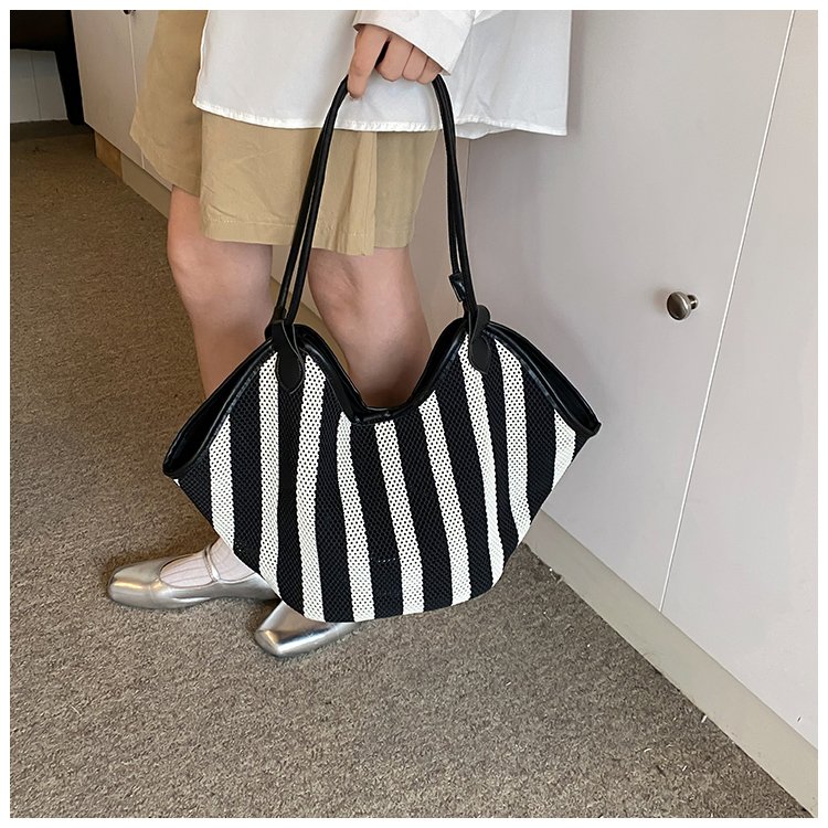 Women's PU Leather Striped Crescent Shoulder Bag detail 20