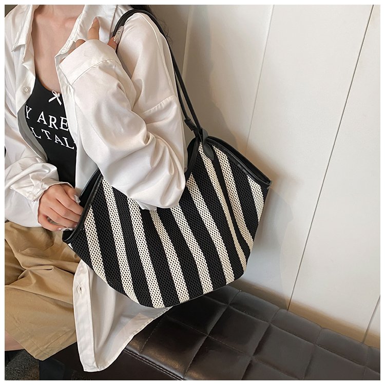 Women's PU Leather Striped Crescent Shoulder Bag detail 23