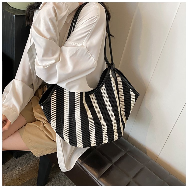 Women's PU Leather Striped Crescent Shoulder Bag detail 27