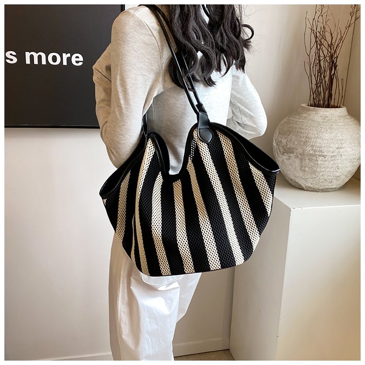 Women's PU Leather Striped Crescent Shoulder Bag detail 38