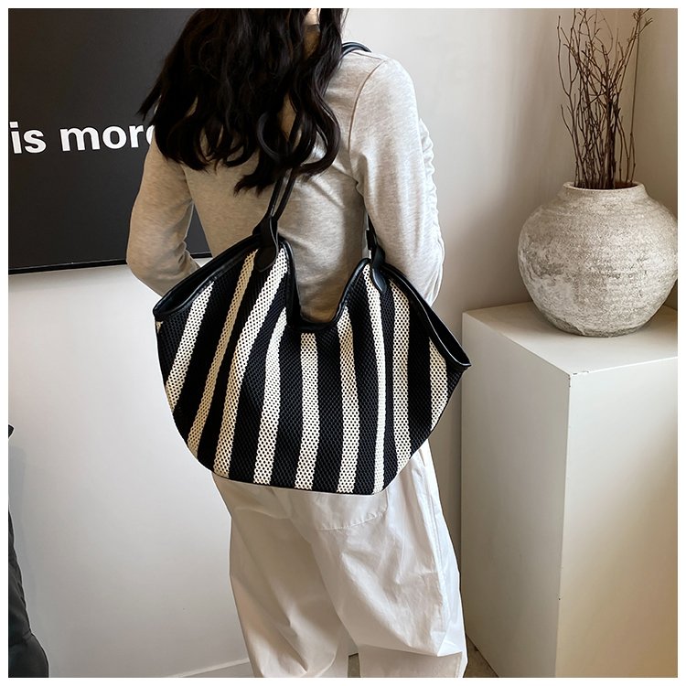 Women's PU Leather Striped Crescent Shoulder Bag detail 40