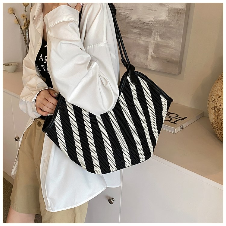 Women's PU Leather Striped Crescent Shoulder Bag detail 7