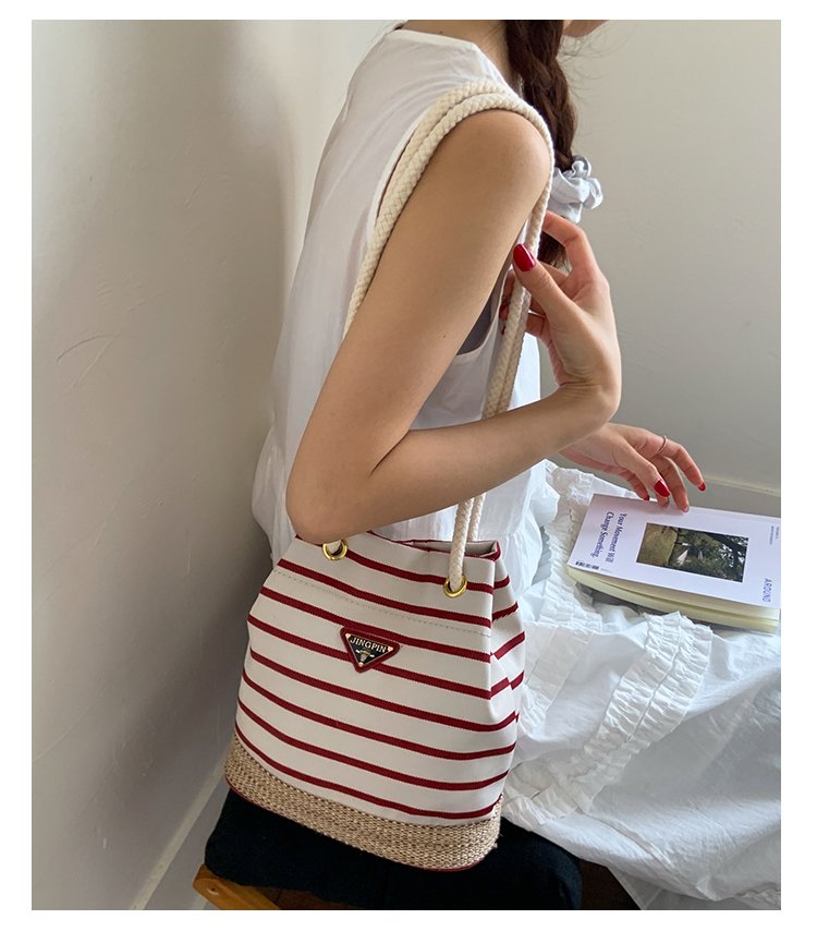 Women's Cloth Striped Drawstring Crossbody Bag detail 9