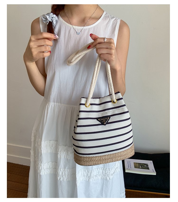 Women's Cloth Striped Drawstring Crossbody Bag detail 16