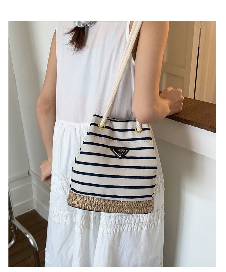 Women's Cloth Striped Drawstring Crossbody Bag detail 18
