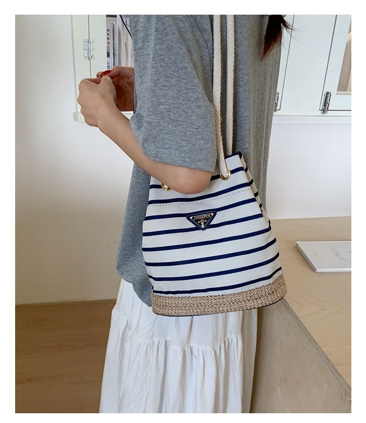 Women's Cloth Striped Drawstring Crossbody Bag detail 20