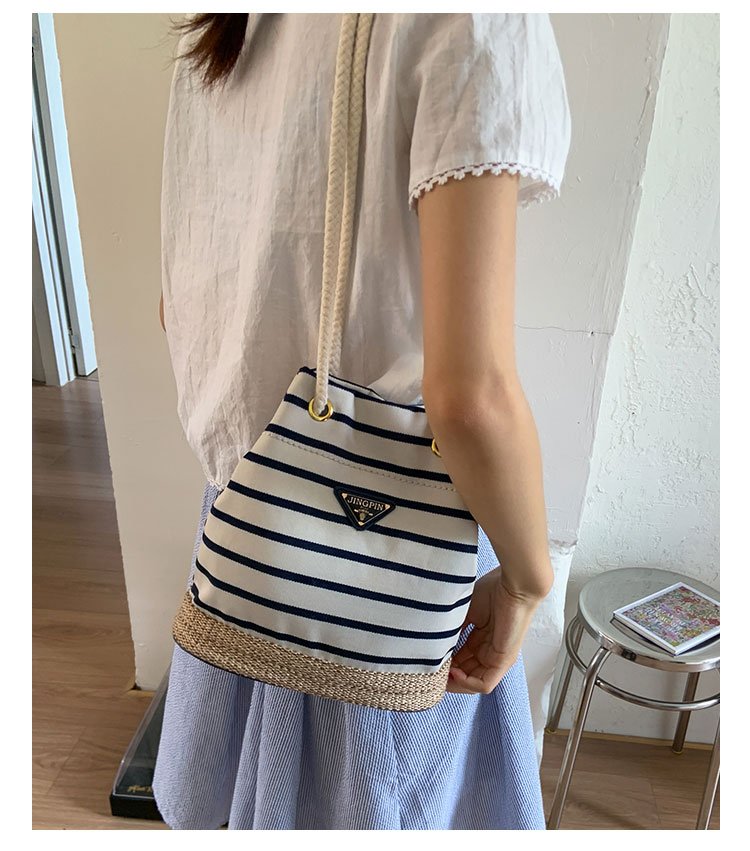 Women's Cloth Striped Drawstring Crossbody Bag detail 32