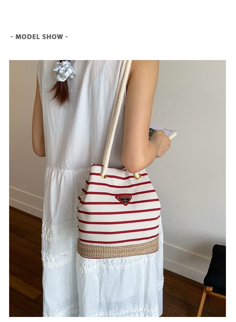 Women's Cloth Striped Drawstring Crossbody Bag detail 7