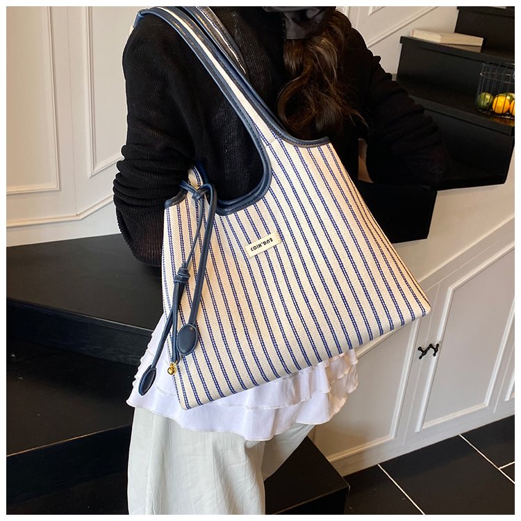 Women's PU Leather Striped Shoulder Bag detail 15