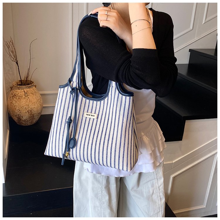 Women's PU Leather Striped Shoulder Bag detail 24
