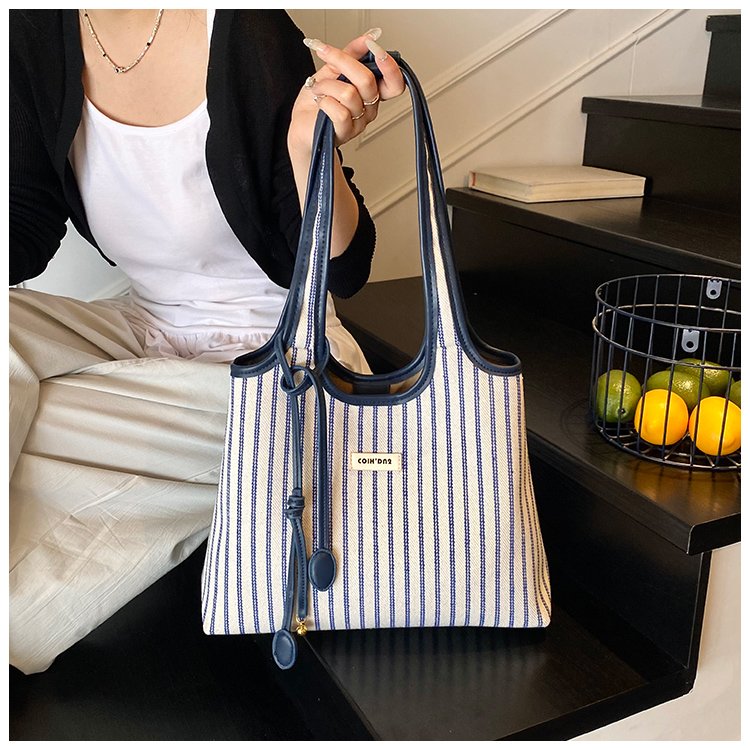 Women's PU Leather Striped Shoulder Bag detail 26