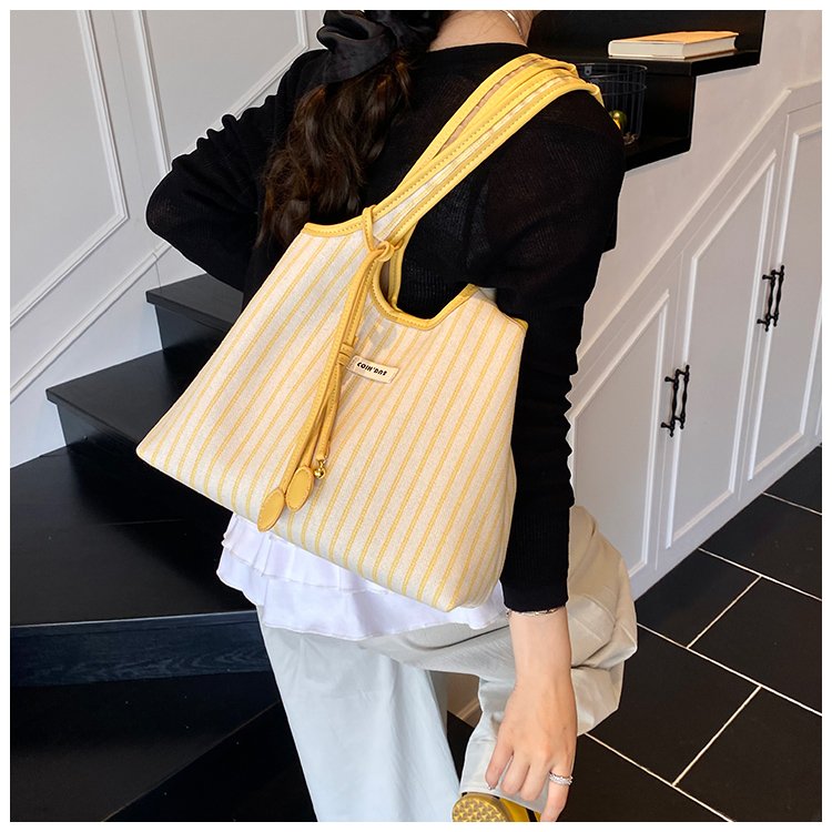 Women's PU Leather Striped Shoulder Bag detail 40