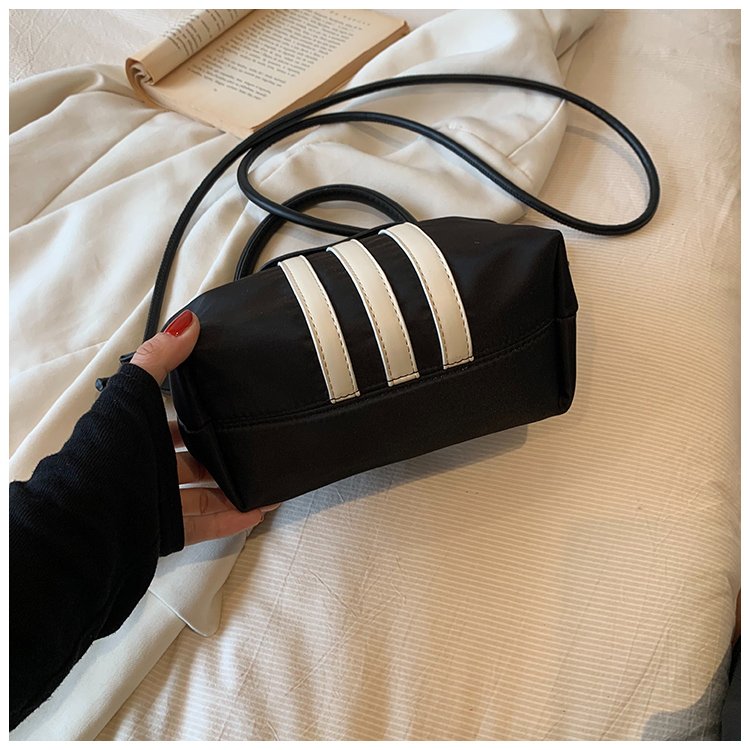 Women's Cloth Striped Tote Bag detail 27
