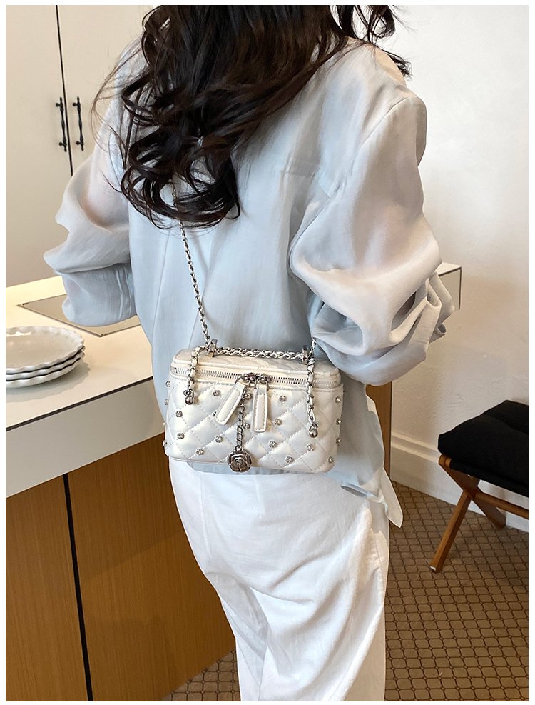 Women's PU Leather Studded Flap Handbag detail 25