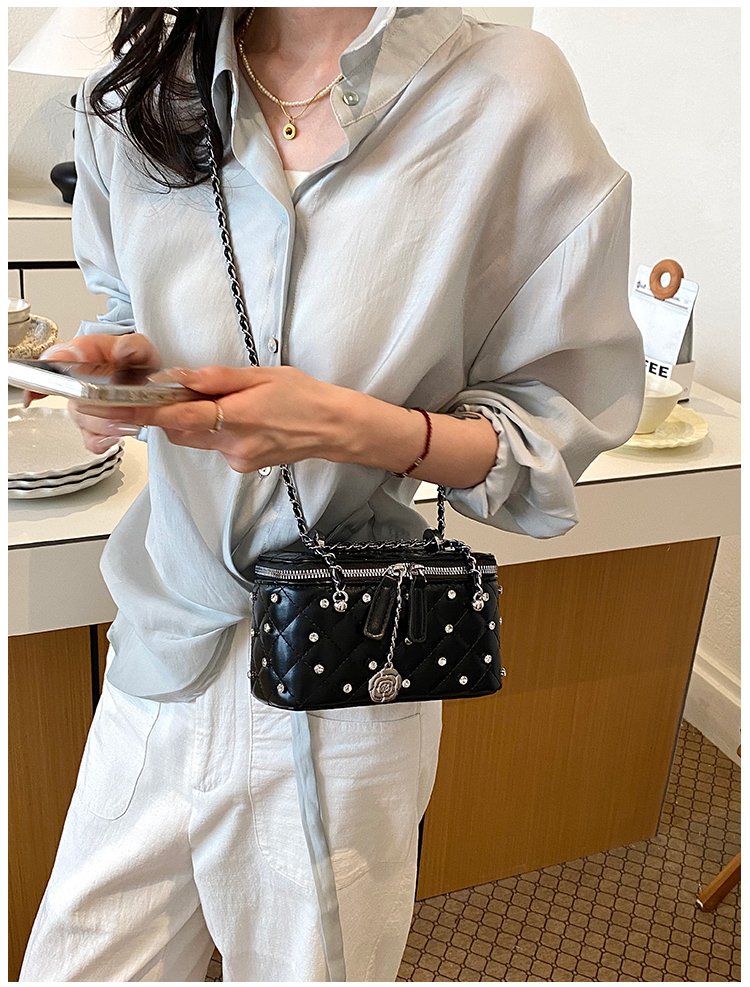Women's PU Leather Studded Flap Handbag detail 29