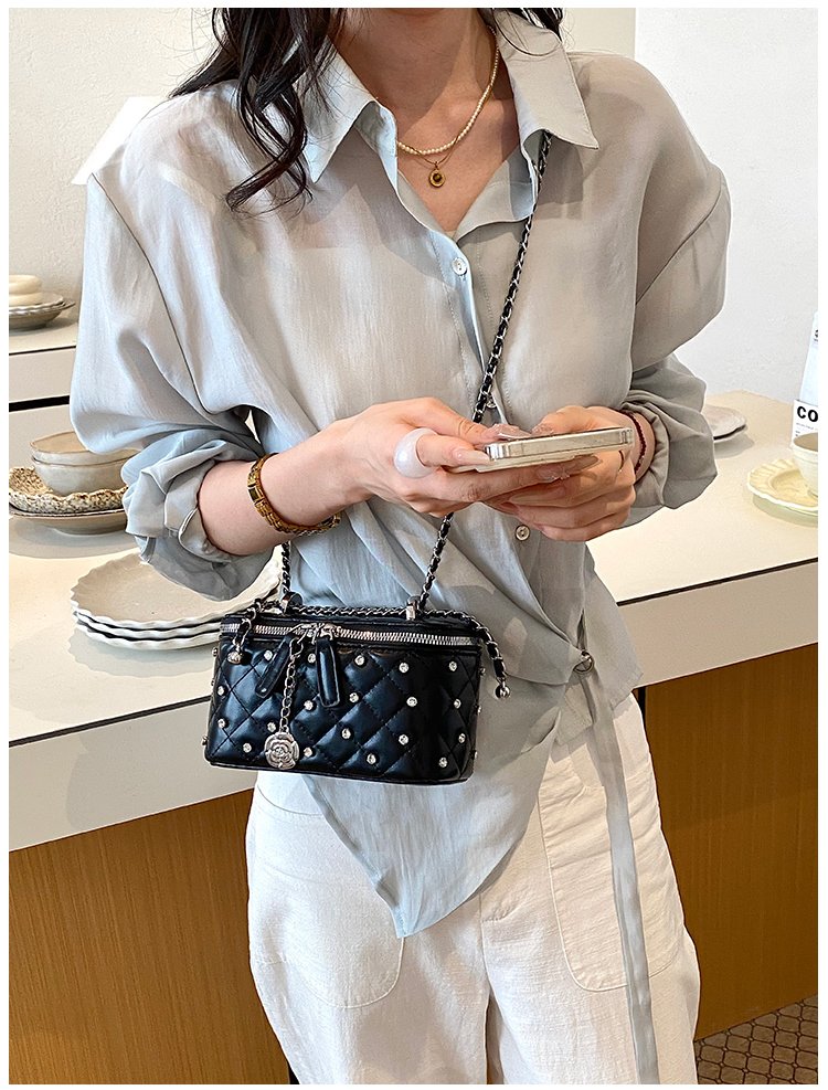 Women's PU Leather Studded Flap Handbag detail 36