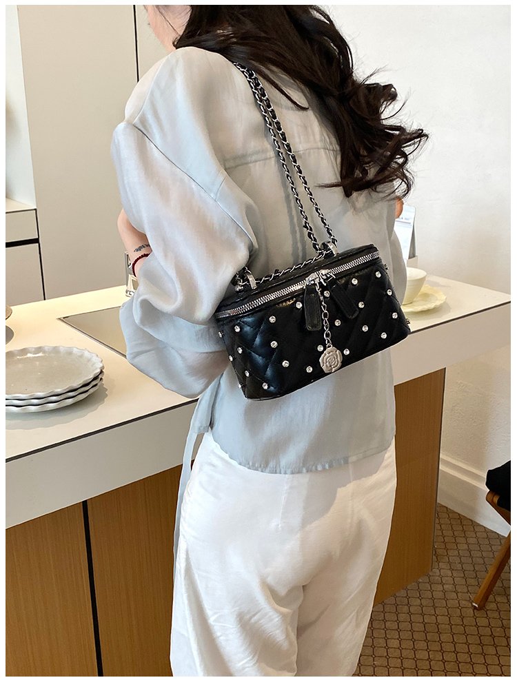 Women's PU Leather Studded Flap Handbag detail 38