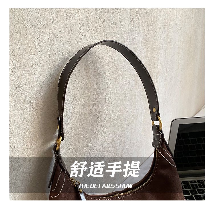 Women's PU Leather Studded Slouch Shoulder Bag detail 10