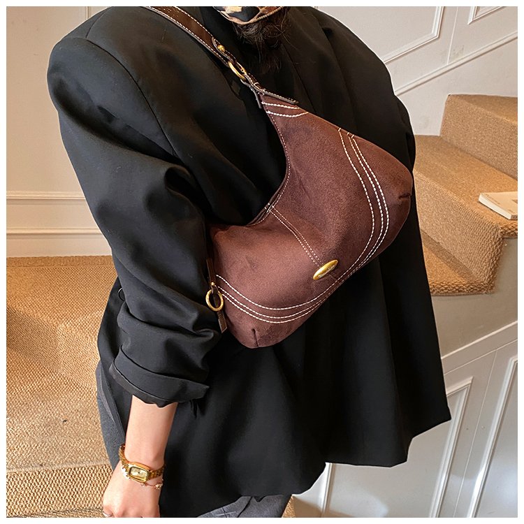Women's PU Leather Studded Slouch Shoulder Bag detail 17