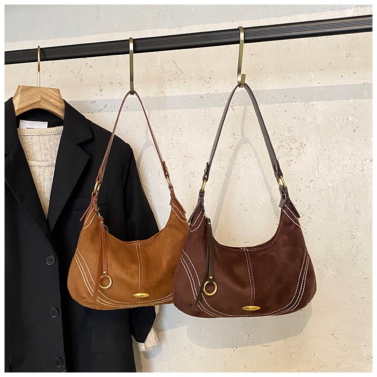Women's PU Leather Studded Slouch Shoulder Bag detail 1
