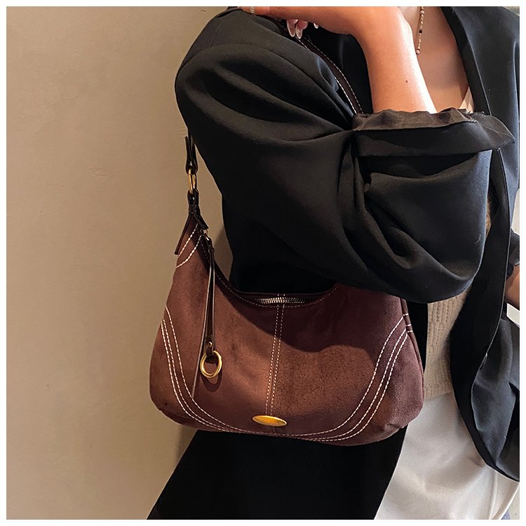 Women's PU Leather Studded Slouch Shoulder Bag detail 20