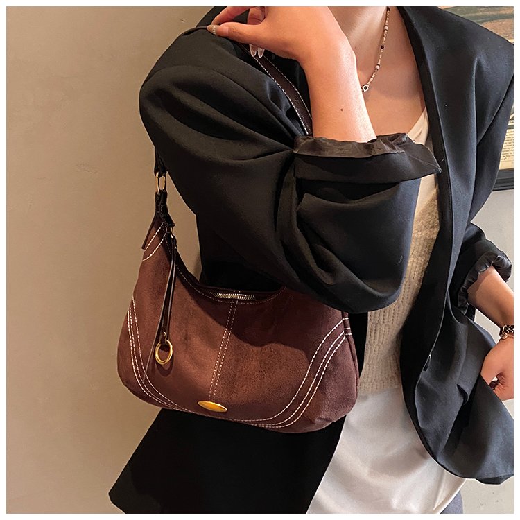 Women's PU Leather Studded Slouch Shoulder Bag detail 21