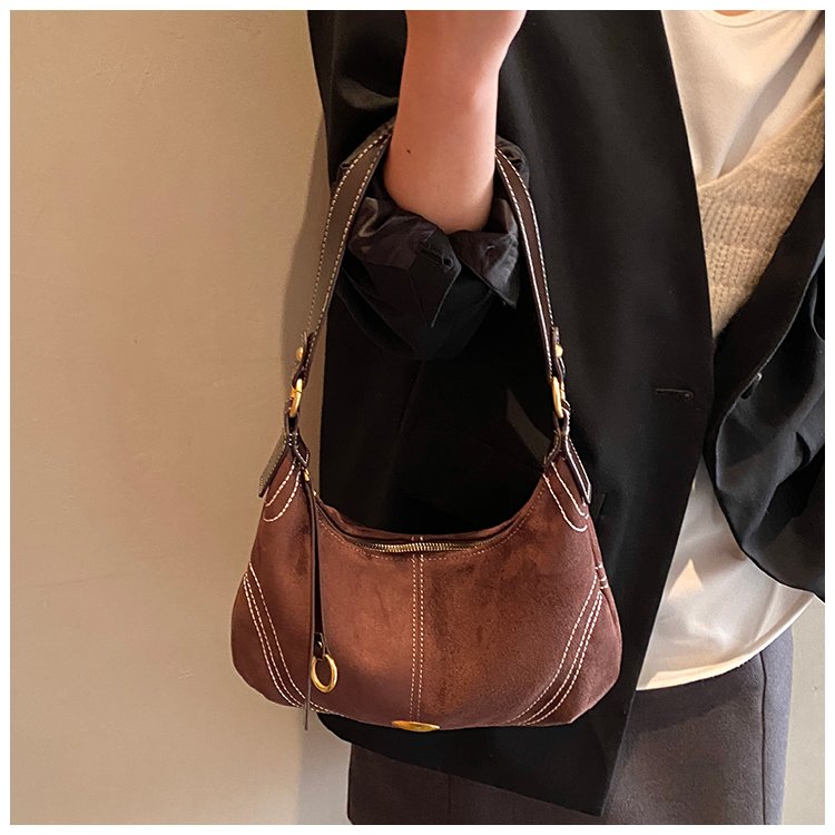 Women's PU Leather Studded Slouch Shoulder Bag detail 23