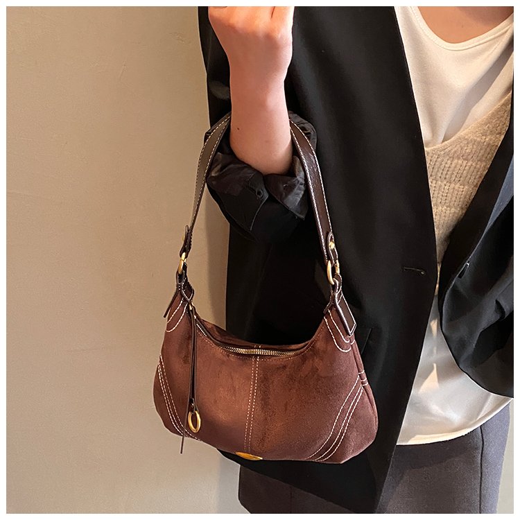 Women's PU Leather Studded Slouch Shoulder Bag detail 24