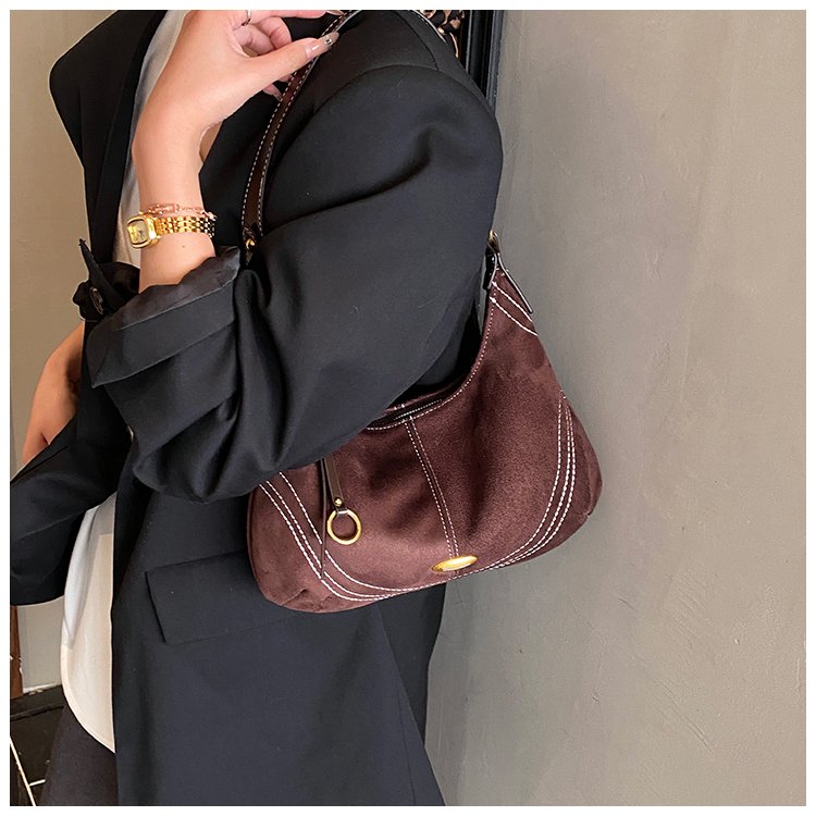Women's PU Leather Studded Slouch Shoulder Bag detail 26
