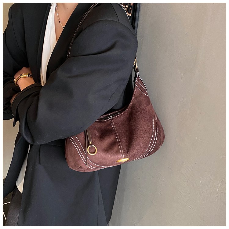 Women's PU Leather Studded Slouch Shoulder Bag detail 31