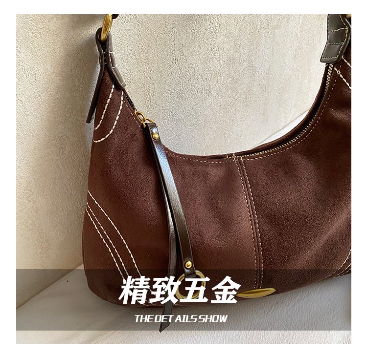 Women's PU Leather Studded Slouch Shoulder Bag detail 8