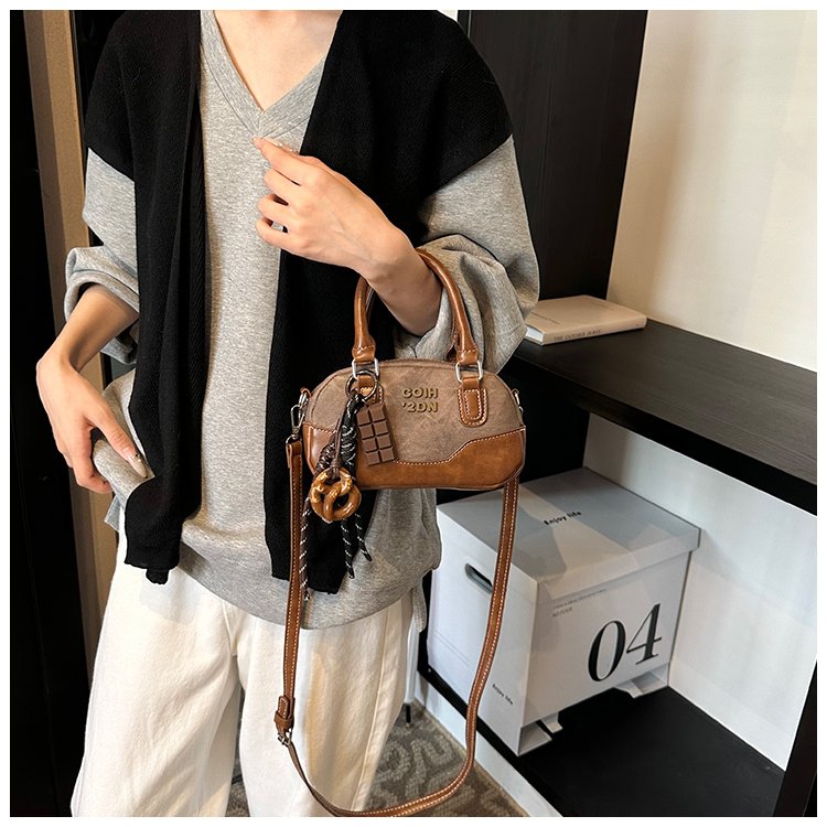 Women's PU Leather Textured Barrel Bag detail 21