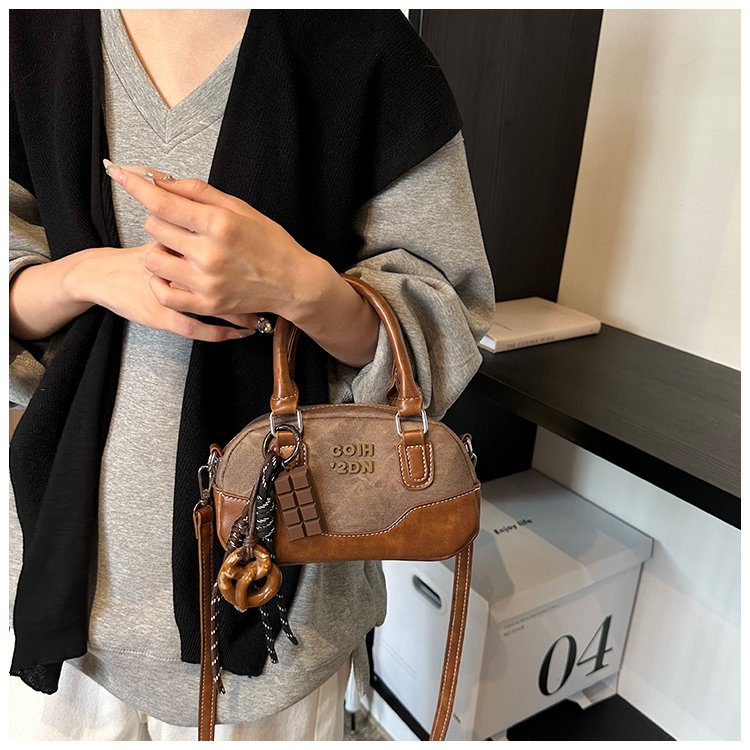 Women's PU Leather Textured Barrel Bag detail 22